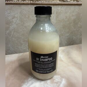 Davines OI Shampoo